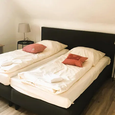 Peters Aparthotel 3*