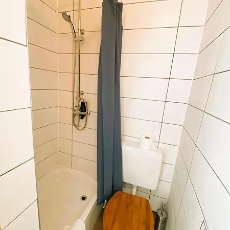 Peters Aparthotel 3*